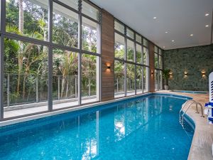 Piscina adulta coberta